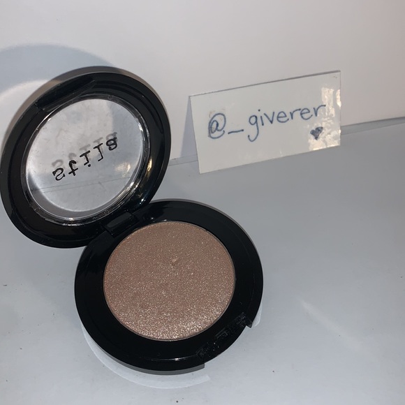 Stila Kitten Eyeshadow Single - Picture 3 of 10